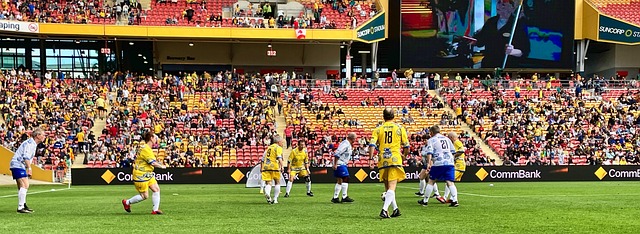 中国队包揽越野滑雪女子5公里（自由技术） 金银铜牌.